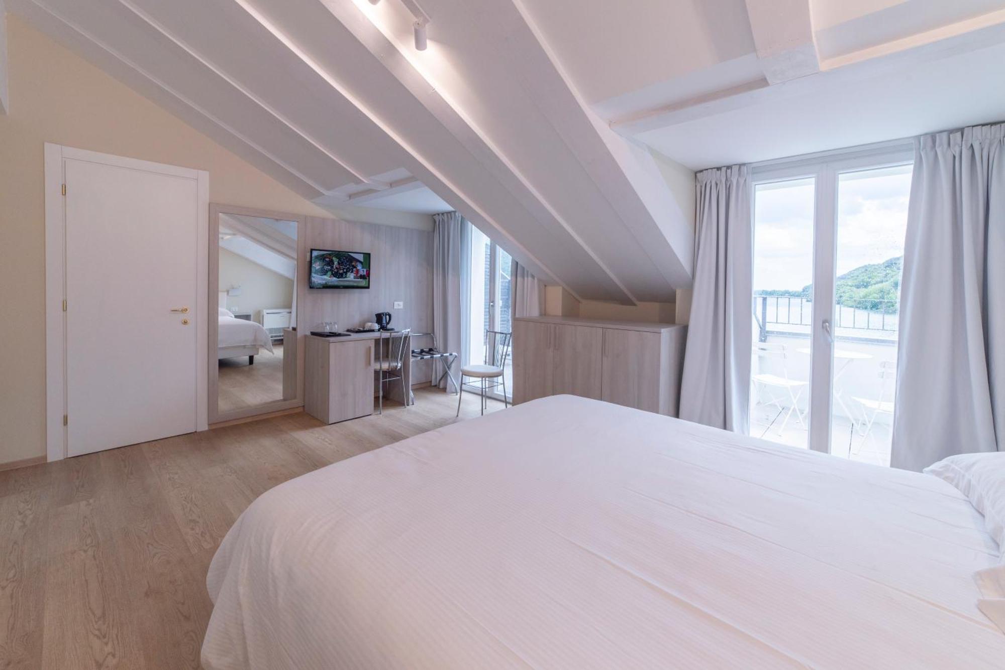 Hotel Due Palme เมอร์กอซโซ ภายนอก รูปภาพ