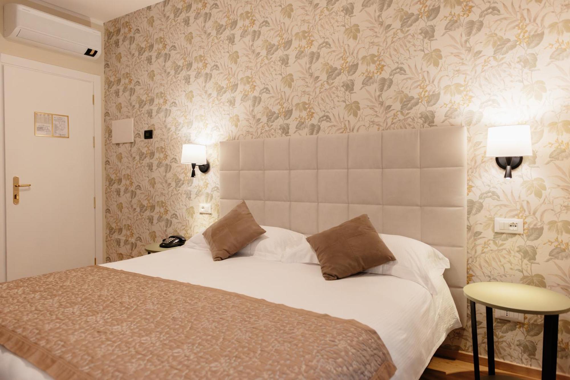 Hotel Due Palme เมอร์กอซโซ ภายนอก รูปภาพ